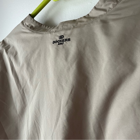 Dockers Golf Windbreaker Pullover Jacket Tan Fleece-Lined Stain Defender Size L - Picture 9 of 10